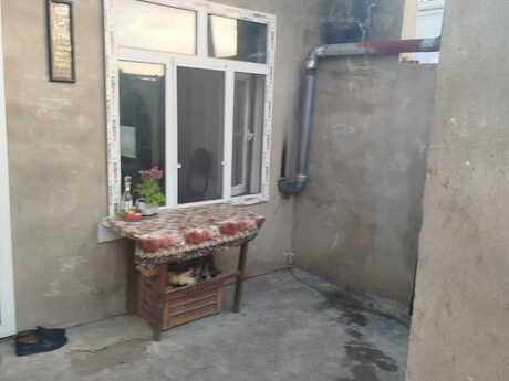 1 otaqlı həyət evi/bağ evi - Maştağa q. - 35 m²