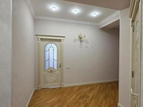 3 otaqlı yeni tikili - Xətai r. - 115 m²