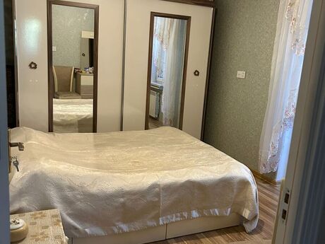 2 otaqlı köhnə tikili - Xalqlar Dostluğu m. - 65 m²