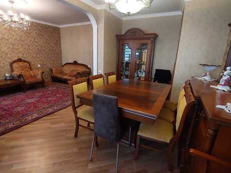 5 otaqlı köhnə tikili - Xalqlar Dostluğu m. - 120 m²