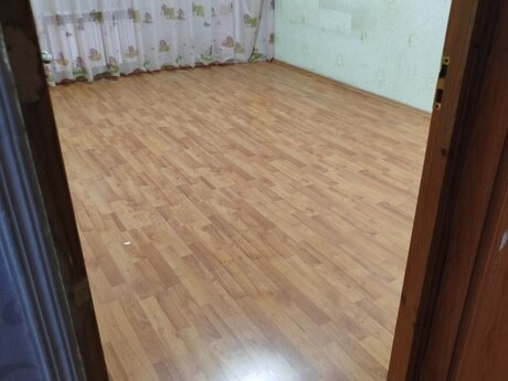 4 otaqlı köhnə tikili - Bakıxanov q. - 100 m²