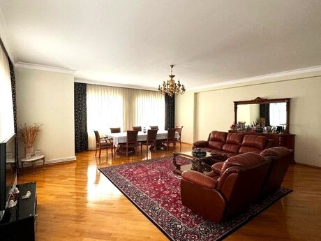 Elan №6122094 - Bakı, 8 Noyabr m., 4 otaqlı, 190 m², 10/20 mərtəbə