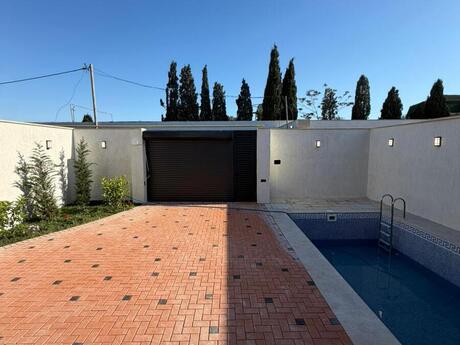 4 otaqlı həyət evi/bağ evi - Şüvəlan q. - 140 m²