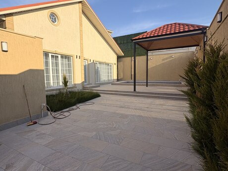 3 otaqlı həyət evi/bağ evi - Şüvəlan q. - 135 m²