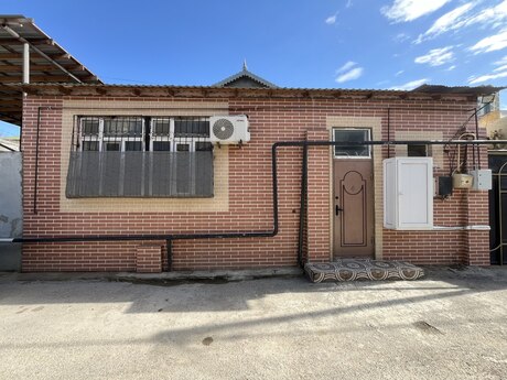 2 otaqlı həyət evi/bağ evi - Yeni Yasamal q. - 41 m²