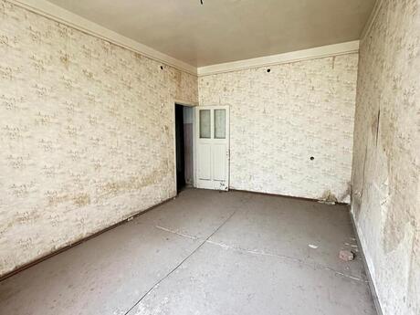 3-комн. вторичка - Ясамальский р. - 90 м²