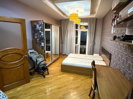 4 otaqlı yeni tikili - Qara Qarayev m. - 150 m²