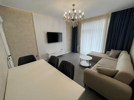 2 otaqlı yeni tikili - 8 Noyabr m. - 70 m²