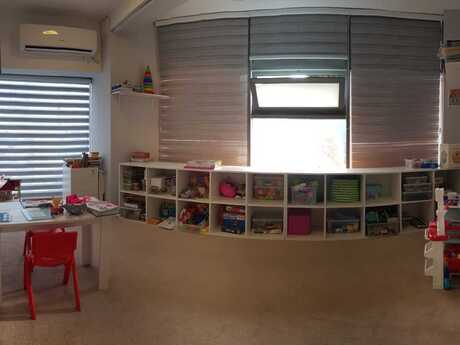 Obyekt - İnşaatçılar m. - 270 m²