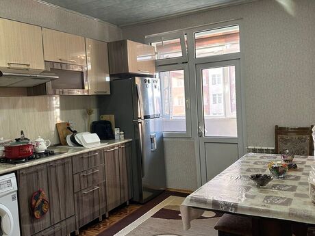 2 otaqlı köhnə tikili - Əhmədli m. - 65 m²