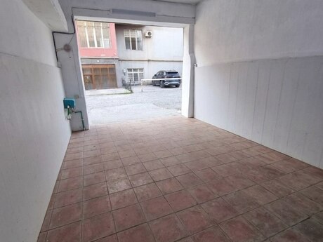 Qaraj - 8 Noyabr m. - 30 m²