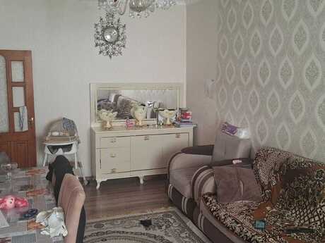 2 otaqlı köhnə tikili - Neftçilər m. - 55 m²