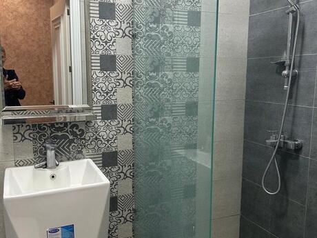 2 otaqlı yeni tikili - 8 Noyabr m. - 54 m²