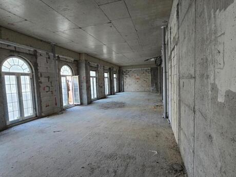4 otaqlı yeni tikili - Şah İsmayıl Xətai m. - 165 m²