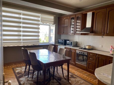 3 otaqlı yeni tikili - Azadlıq Prospekti m. - 150 m²