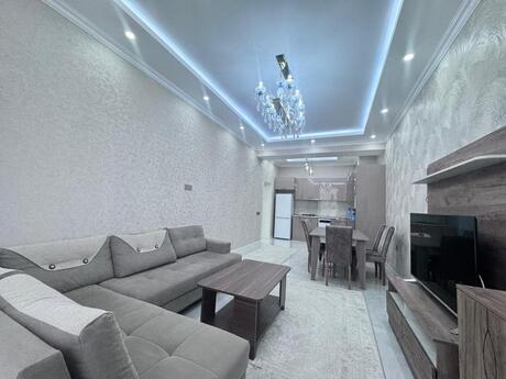 4-комн. новостройка - м. 28 мая - 118 м²