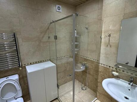 3 otaqlı yeni tikili - İçəri Şəhər m. - 110 m²