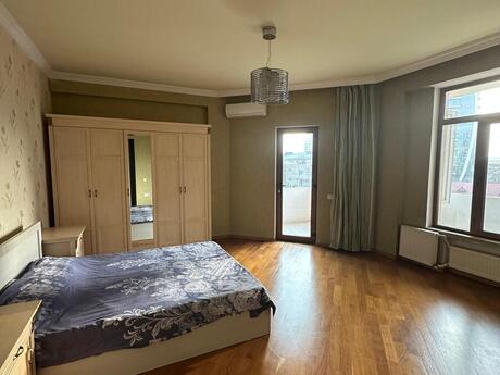 3 otaqlı yeni tikili - Elmlər Akademiyası m. - 111 m²