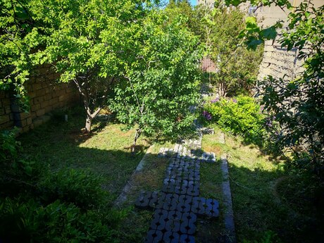 4 otaqlı həyət evi/bağ evi - Şağan q. - 200 m²