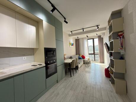 2-комн. новостройка - м. 28 мая - 61 м²