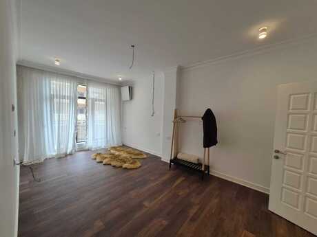 3 otaqlı yeni tikili - Şah İsmayıl Xətai m. - 157 m²