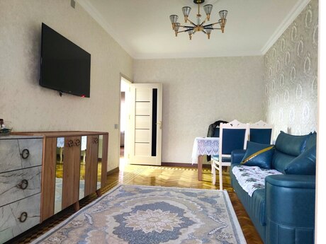 3 otaqlı köhnə tikili - Əhmədli q. - 80 m²