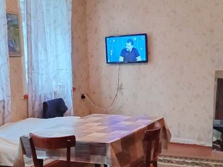 2 otaqlı həyət evi/bağ evi - Nizami m. - 57 m²