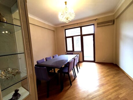 4 otaqlı köhnə tikili - Sahil m. - 155 m²