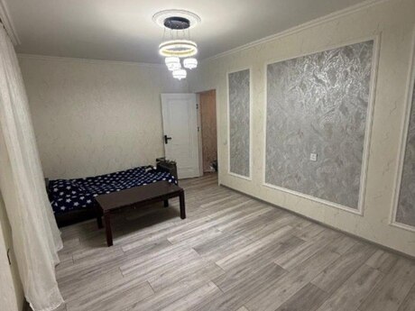 2 otaqlı köhnə tikili - Gənclik m. - 50 m²