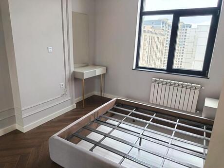 4 otaqlı yeni tikili - Nərimanov r. - 135 m²