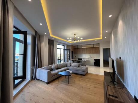 3 otaqlı yeni tikili - Ağ şəhər q. - 112 m²