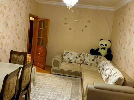 3 otaqlı köhnə tikili - Yeni Günəşli q. - 80 m²