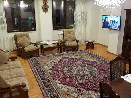 3-room apartment for rent, 95 m², 28 May: 40 ₼/mo 5