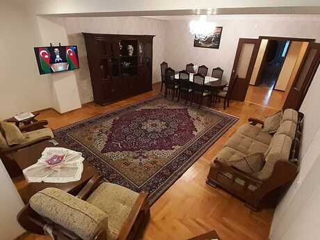 3 otaqlı köhnə tikili - 28 May m. - 95 m²