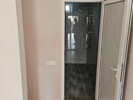 2 otaqlı həyət evi/bağ evi - Saray q. - 70 m²