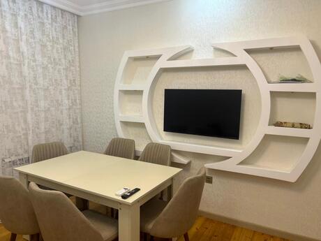 2 otaqlı yeni tikili - Bakıxanov q. - 77 m²