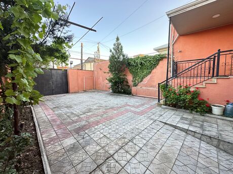 6 otaqlı həyət evi/bağ evi - Qaraçuxur q. - 360 m²