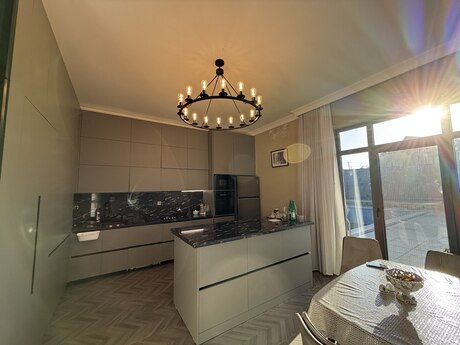 7 otaqlı həyət evi, 380 m², Fatmayı: 550 000 ₼ 5