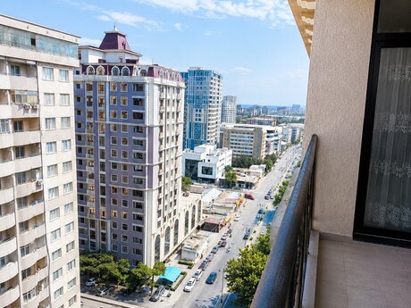 2 otaqlı yeni tikili - 8 Noyabr m. - 70 m²