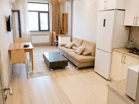 2 otaqlı yeni tikili - 8 Noyabr m. - 70 m²