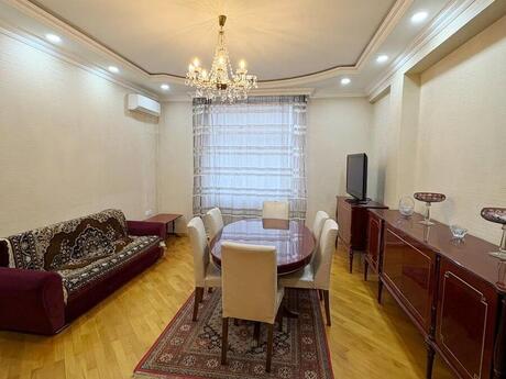 2 otaqlı yeni tikili - Azadlıq Prospekti m. - 80 m²