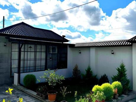 9 otaqlı həyət evi/bağ evi - İsmayıllı - 560 m²