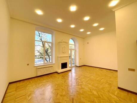 Obyekt - 28 May m. - 110 m²