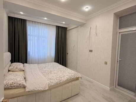 3 otaqlı yeni tikili - Həzi Aslanov m. - 138 m²