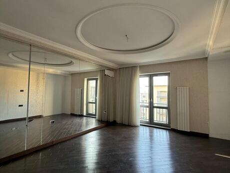 4 otaqlı yeni tikili - Ağ şəhər q. - 175 m²