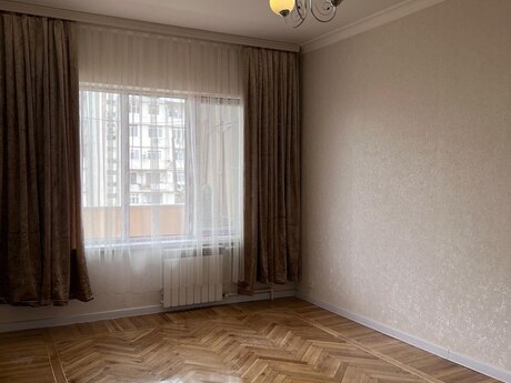 4 otaqlı köhnə tikili - Əhmədli m. - 100 m²