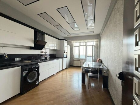 2 otaqlı yeni tikili - Badamdar q. - 120 m²