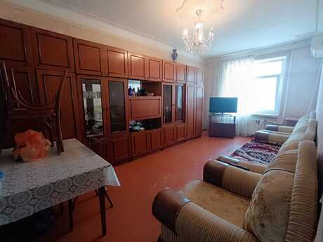 2 otaqlı köhnə tikili - Həzi Aslanov m. - 65 m²