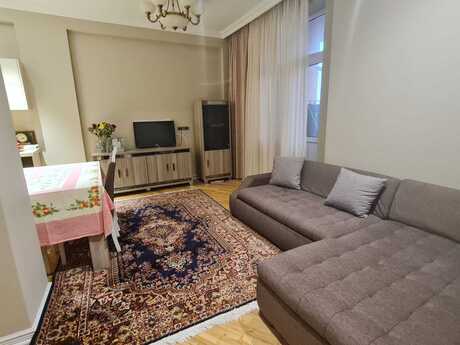 2 otaqlı yeni tikili - Elmlər Akademiyası m. - 69 m²