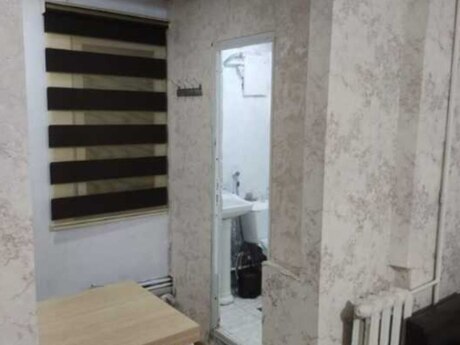 1 otaqlı köhnə tikili - Qara Qarayev m. - 40 m²
